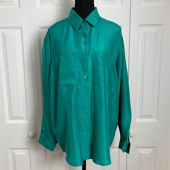 Irene Hill Tops - Vintage Designer  Irene Hill - PRET A PORTER SOIE - 100% SILK